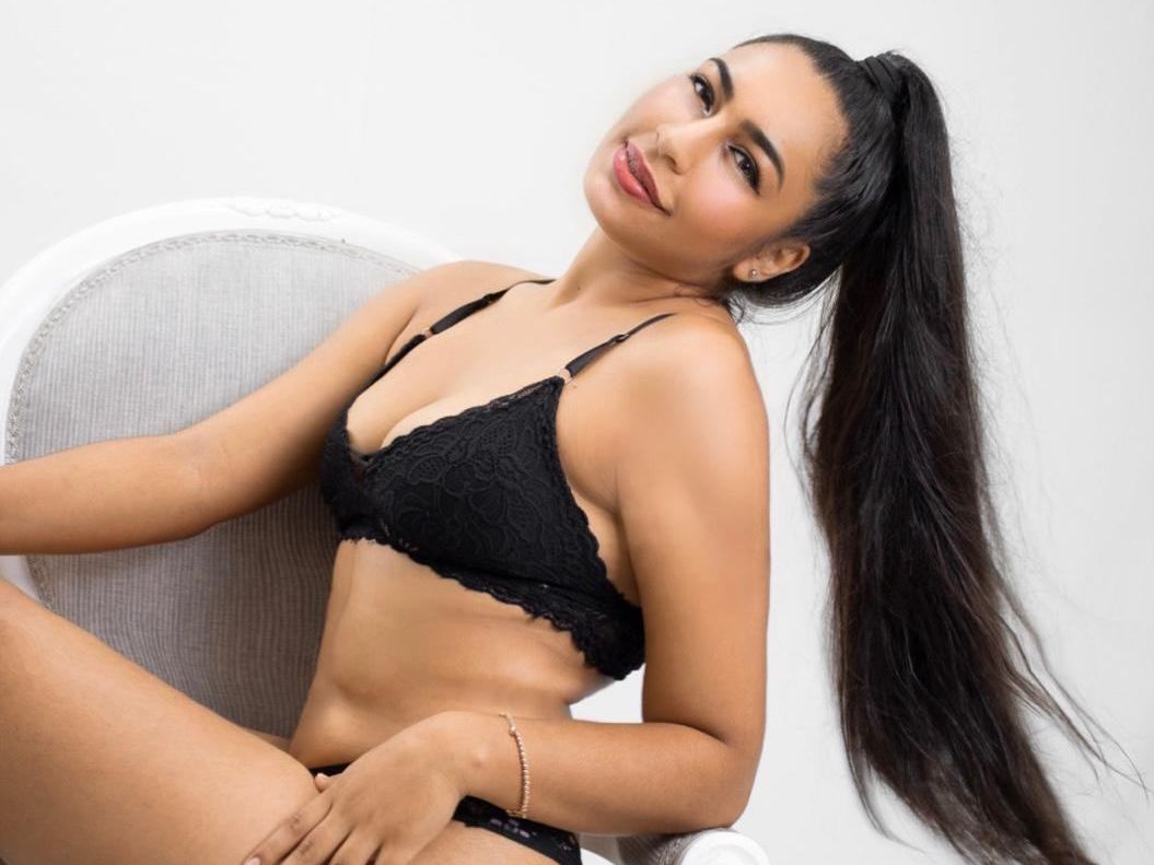 alejagray profilbild på webbkameramodell 