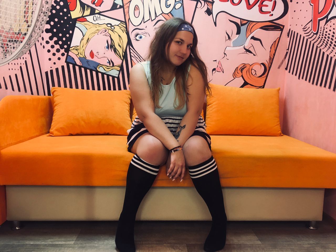Imagen de perfil de modelo de cámara web de MabelMe