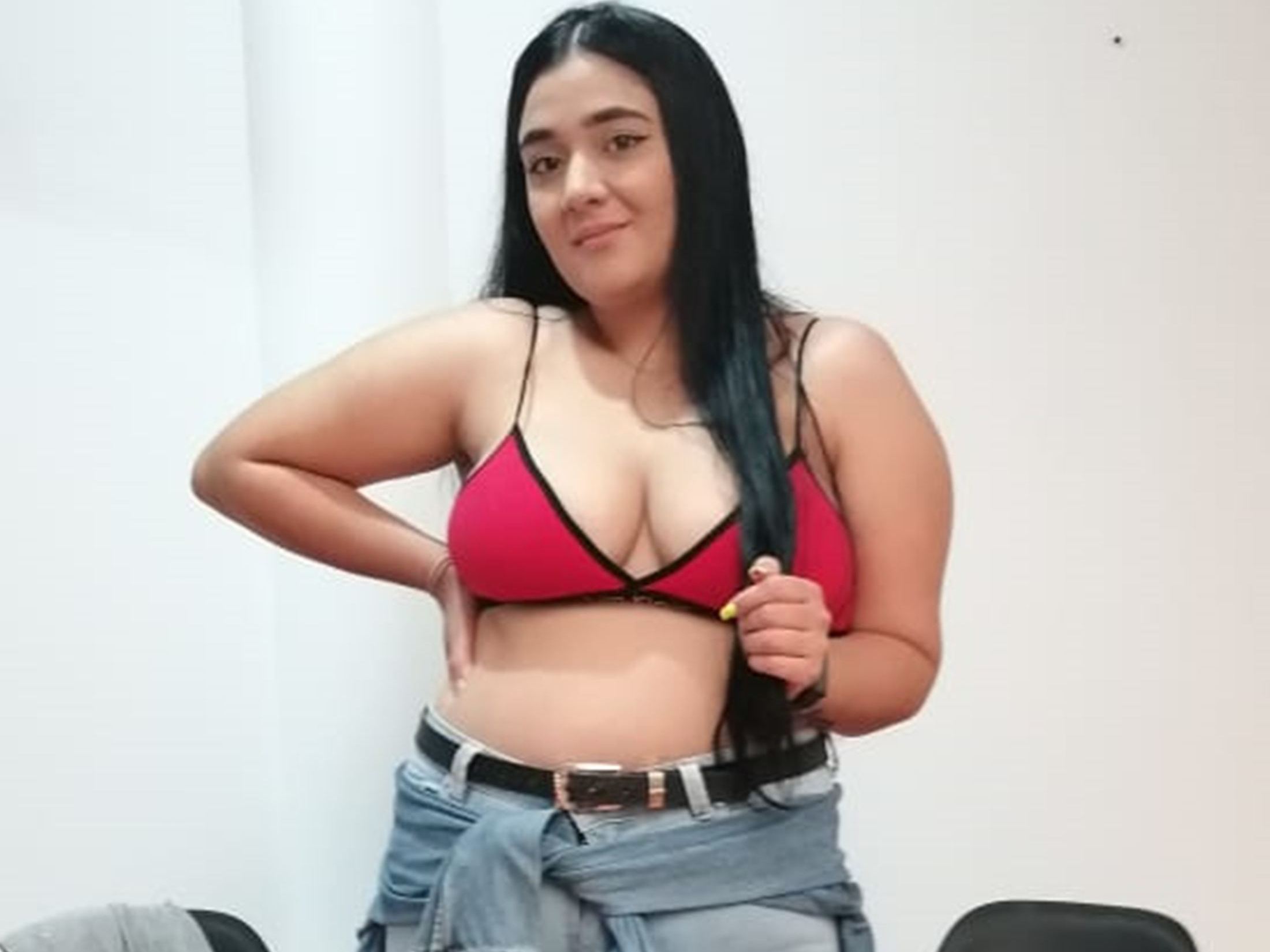 CAITLIN_HAYS profilbild på webbkameramodell 