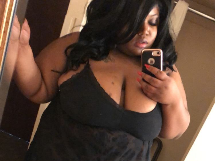 ShesXXXPressure cam model profile picture 