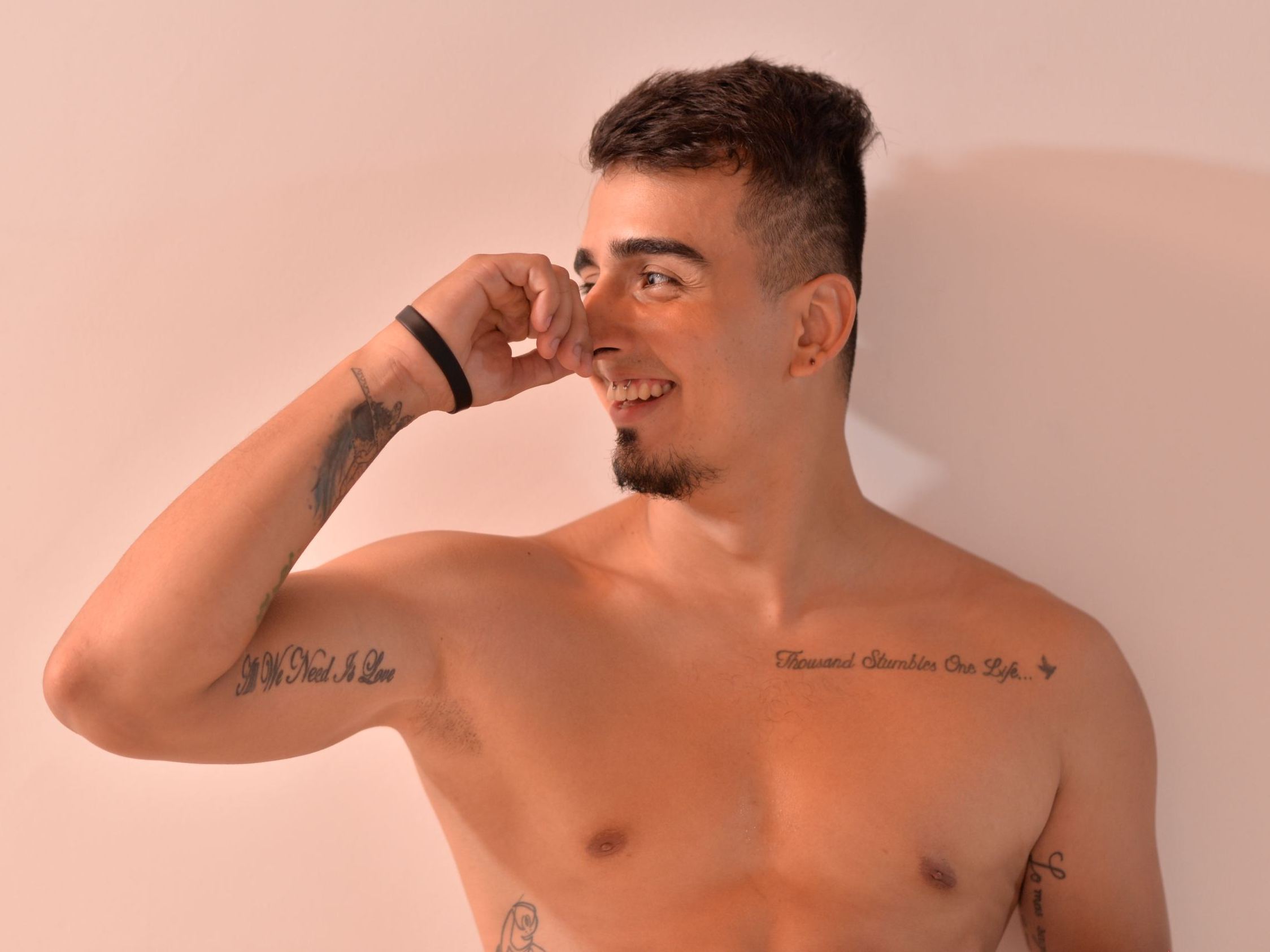 TonyJohnson cam model profile picture 