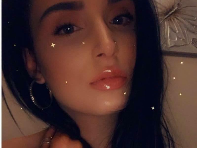 NAUGHTYTEENPOPPY profilbild på webbkameramodell 