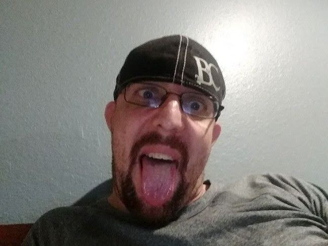 MrDanielKing profilbild på webbkameramodell 
