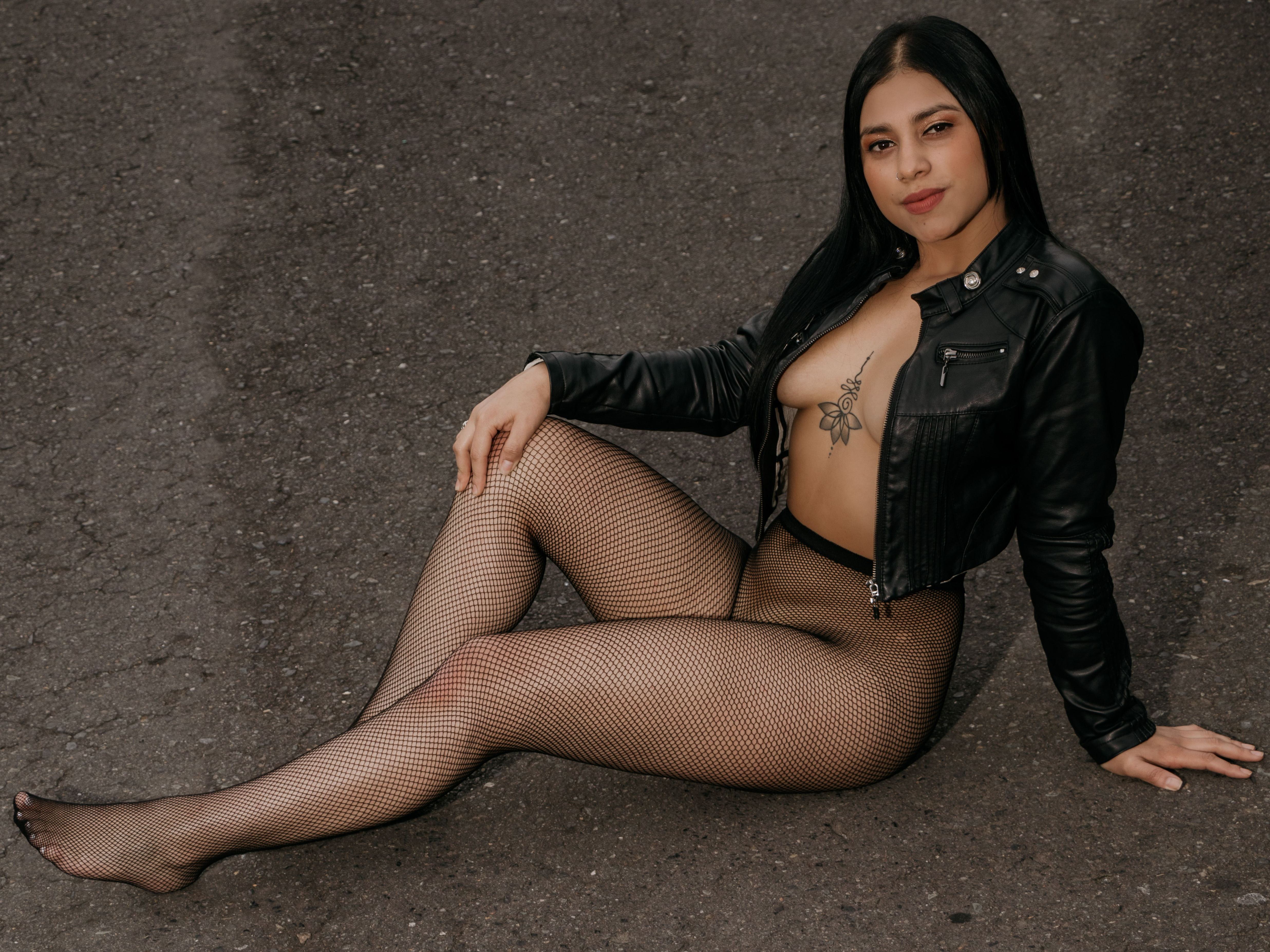 MartinaDiaz cam model profile picture 