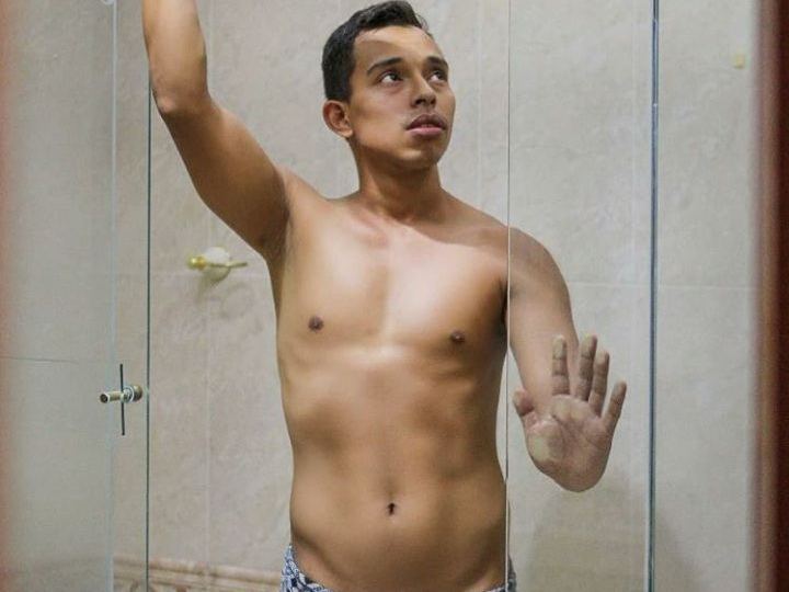 Imagen de perfil de modelo de cámara web de DishaunBrown