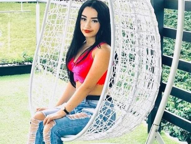 sophieelove profilbild på webbkameramodell 