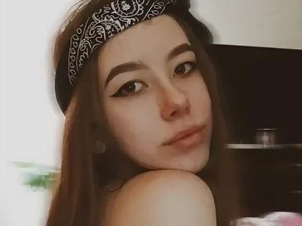 Amelialoovee Profilbild des Cam-Modells 