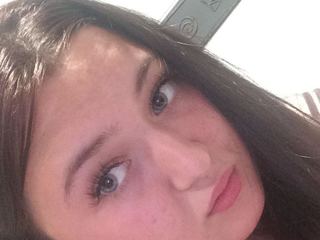 Amy1000xo profilbild på webbkameramodell 