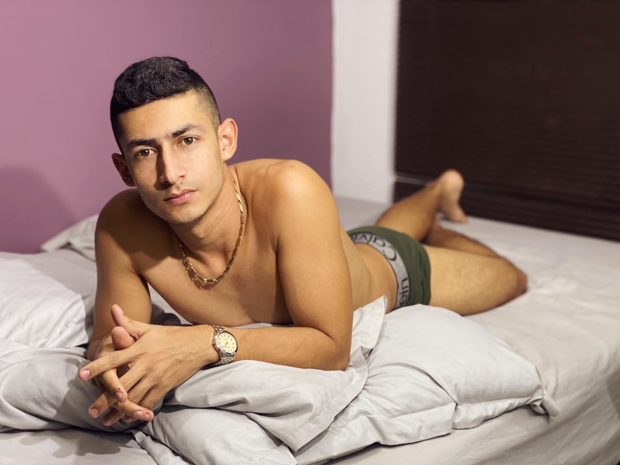 esteban_big_dick immagine del profilo del modello di cam