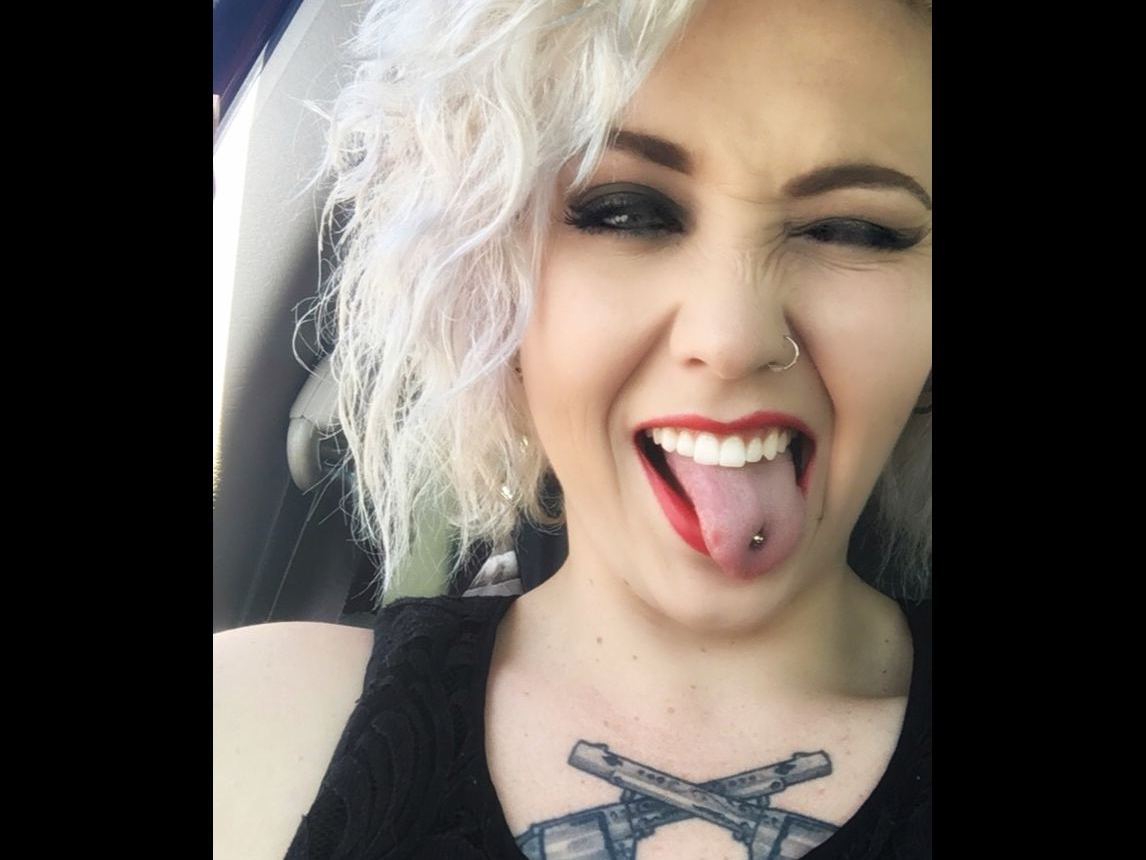 CandiceQ profilbild på webbkameramodell 