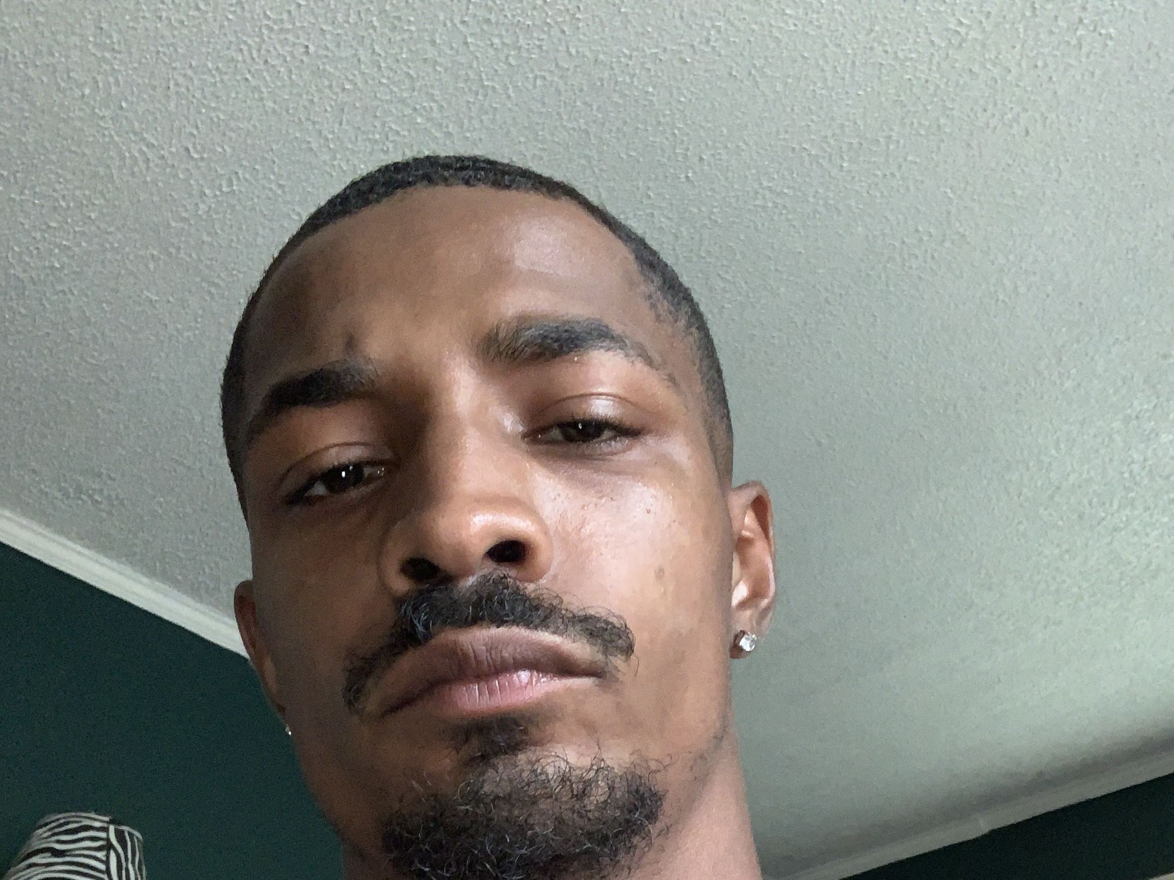 Image de profil du modèle de webcam DaMeatisBrown