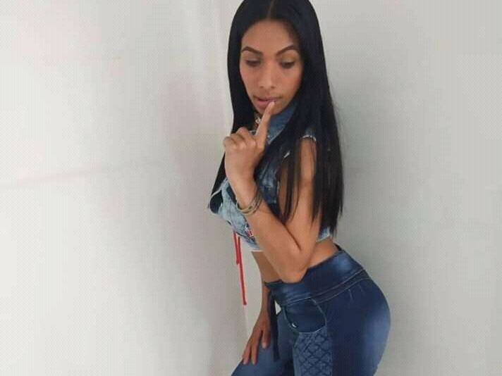 Natasha_77 immagine del profilo del modello di cam