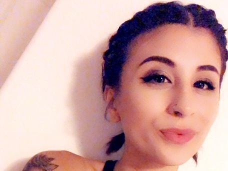 Image de profil du modèle de webcam MelonieMartines444