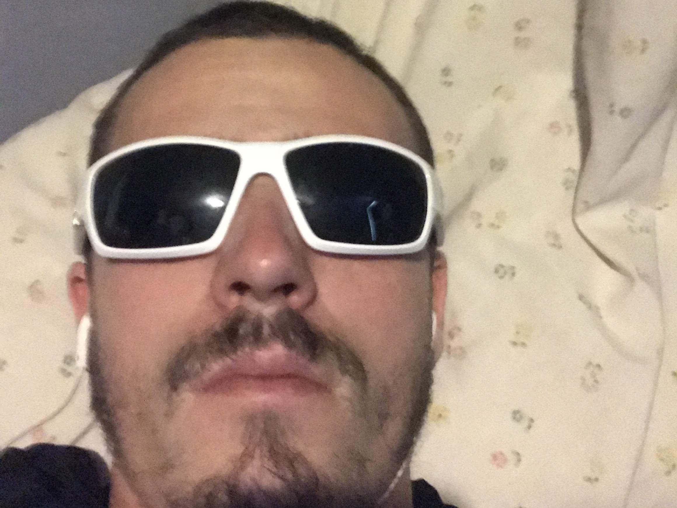Douge profielfoto van cam model 