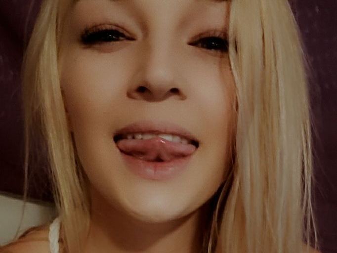 TiaSativaXxX cam model profile picture 
