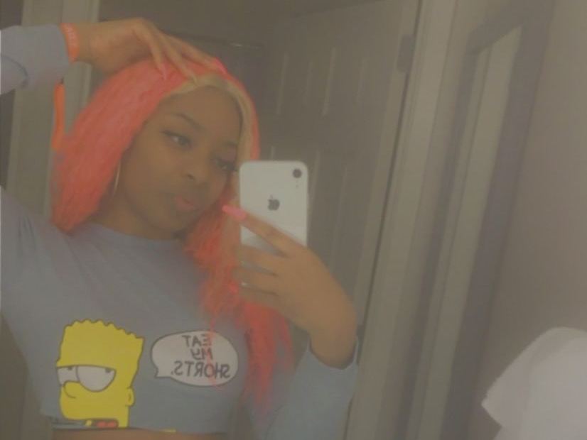 Image de profil du modèle de webcam CherryBombDiamond