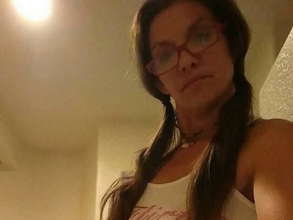 WonderlandXX4U cam model profile picture 
