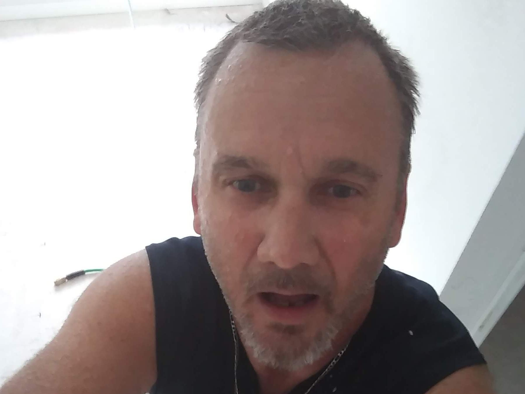 Image de profil du modèle de webcam Goldenrod69