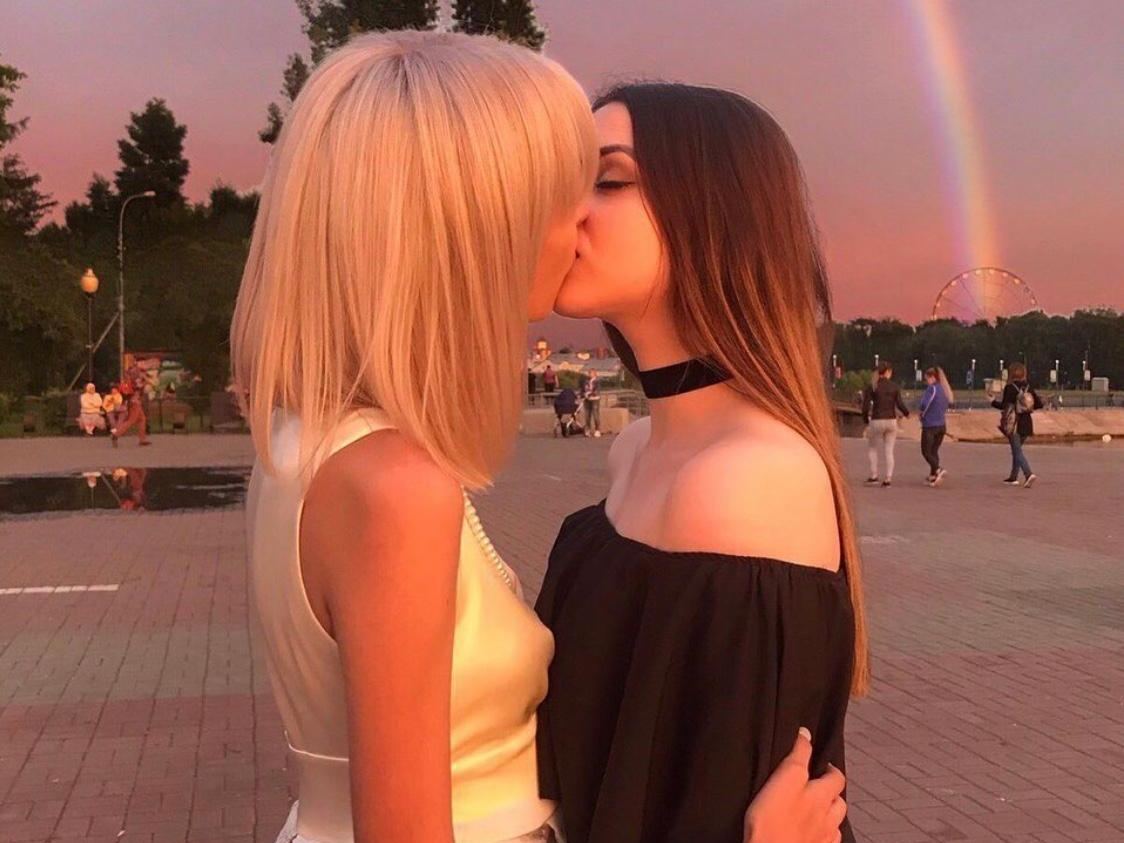 Image de profil du modèle de webcam LizaAndLina