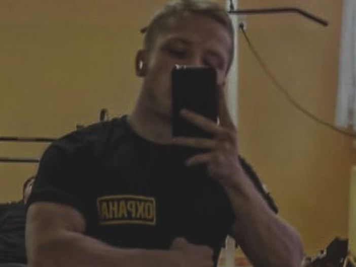 Hurtkenny profielfoto van cam model 