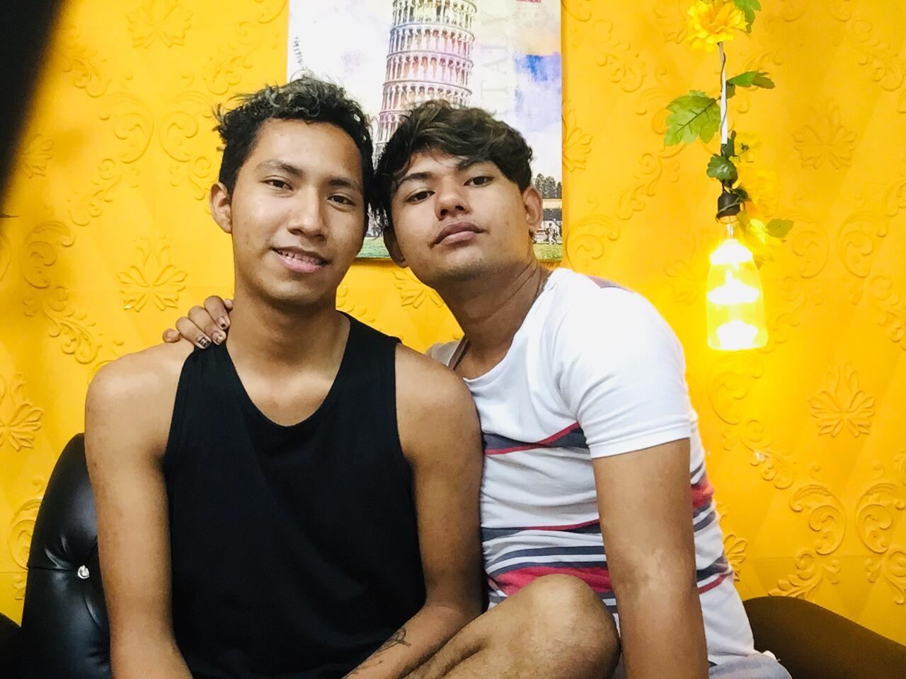 brilliant_couple_horny Profilbild des Cam-Modells 