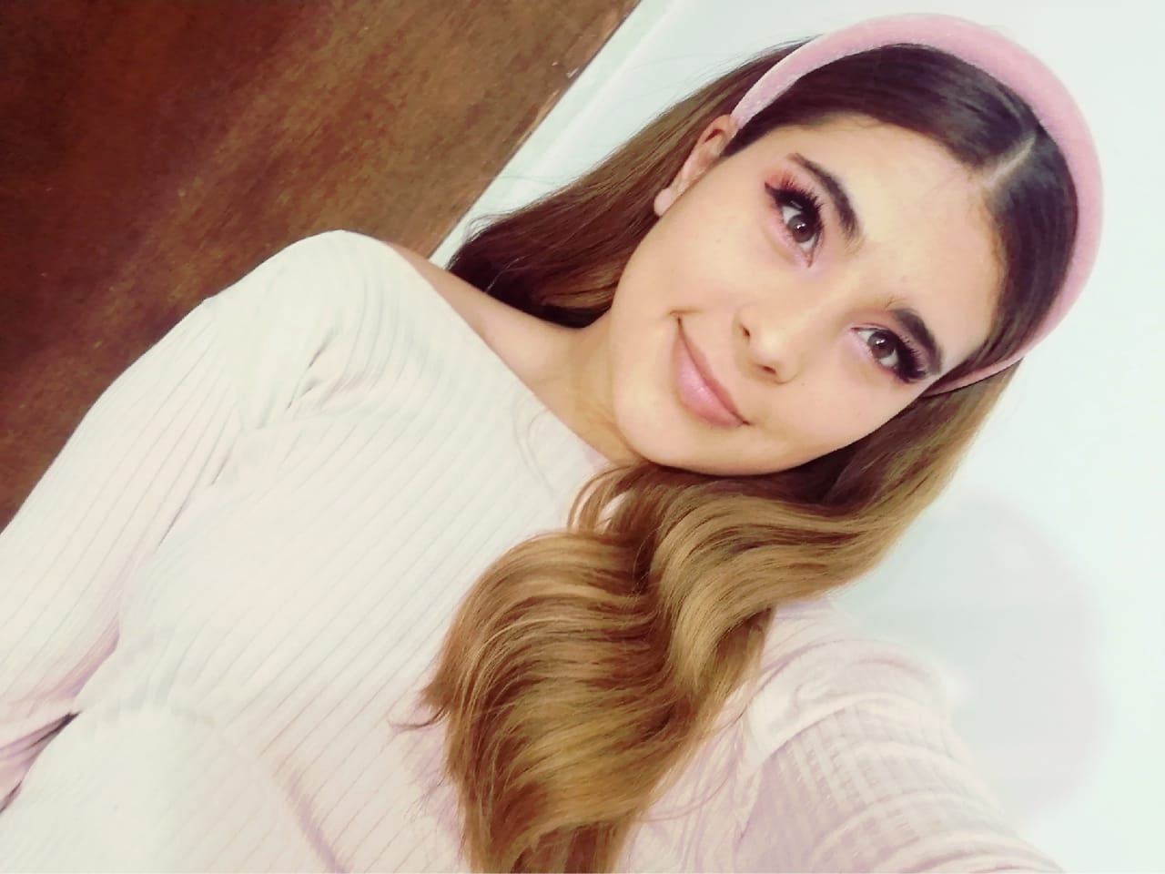 bellaholtxox cam model profile picture 