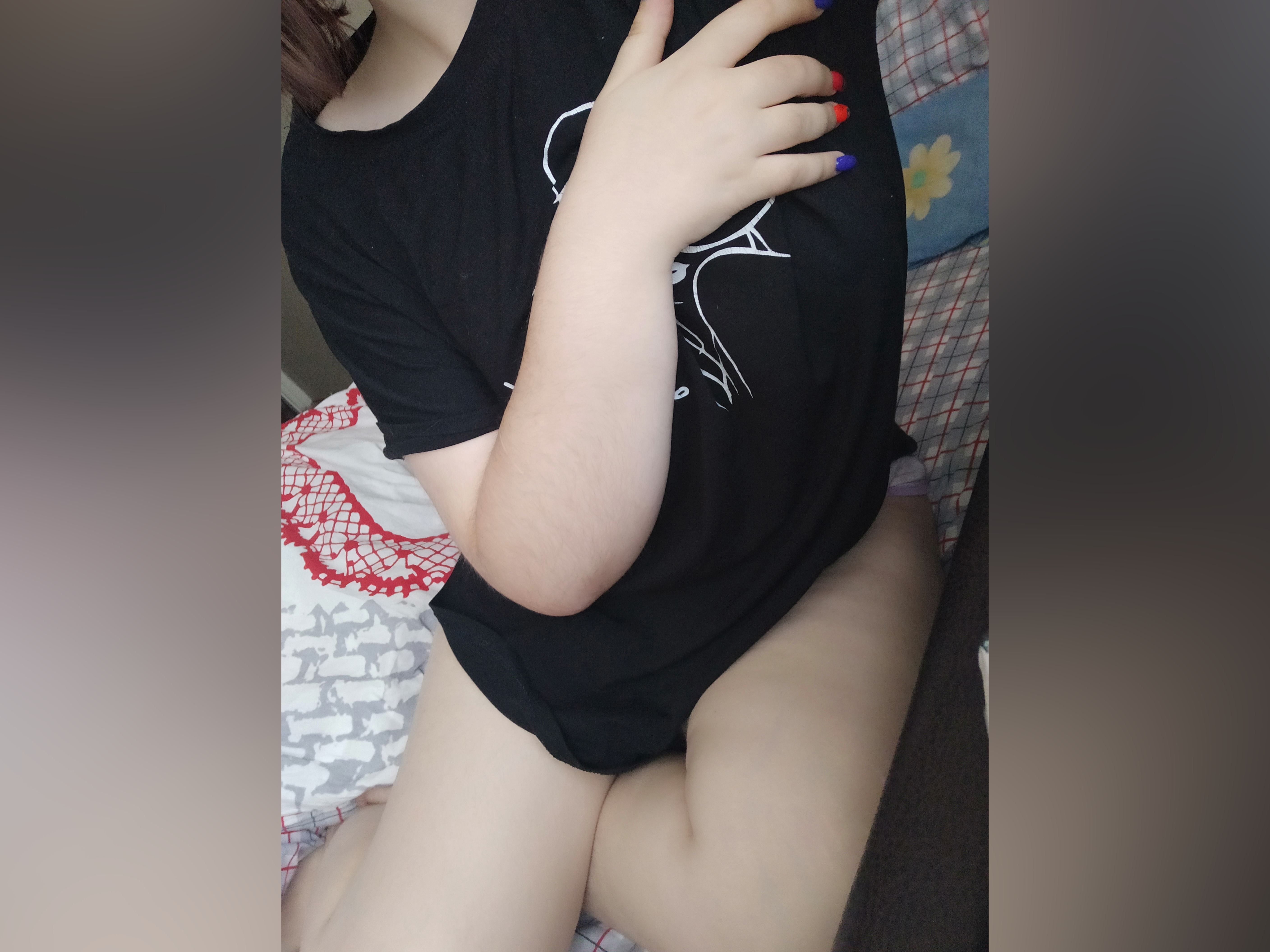Image de profil du modèle de webcam JudithNavyOn