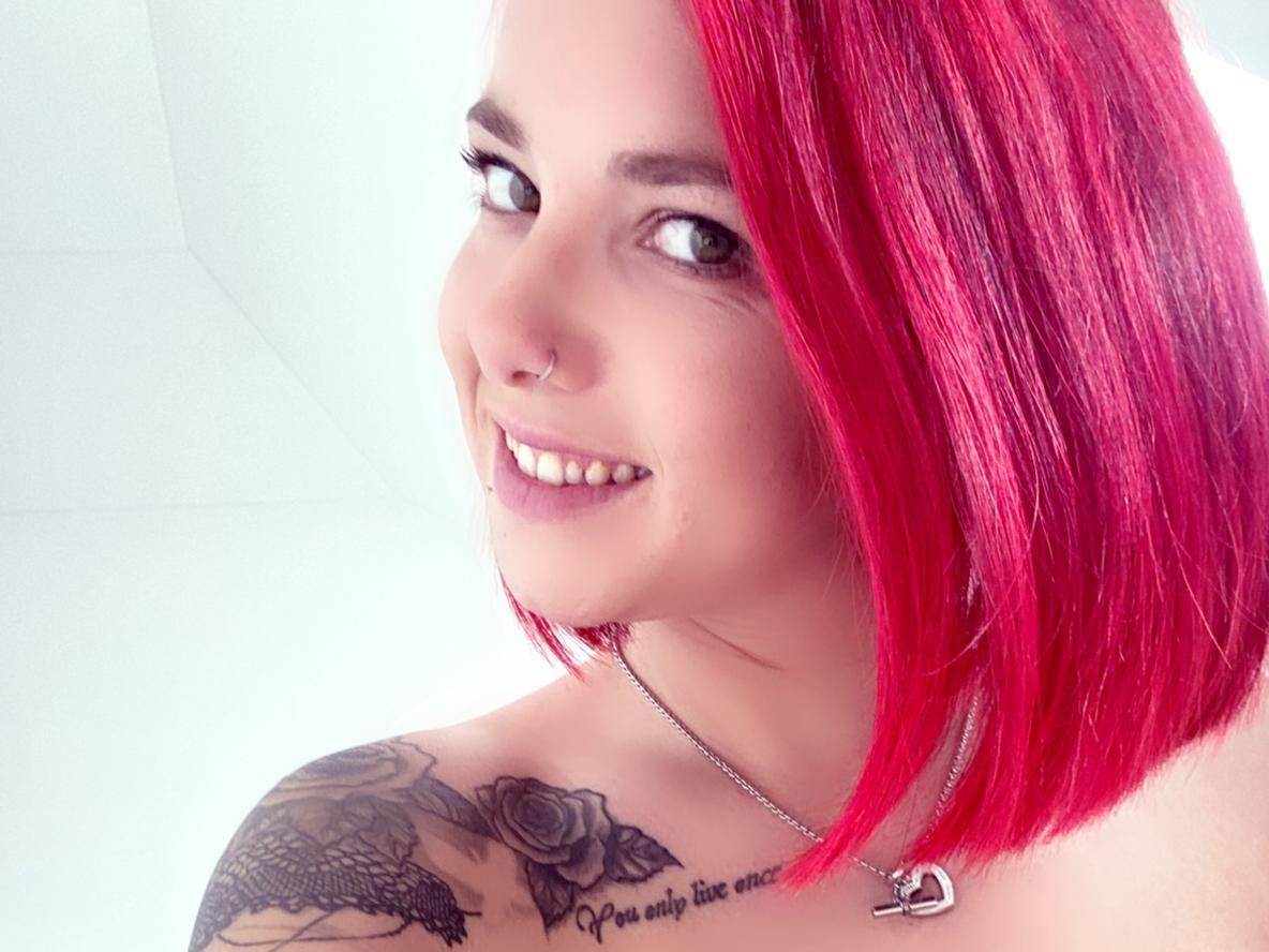 NinaDevil69 profielfoto van cam model 