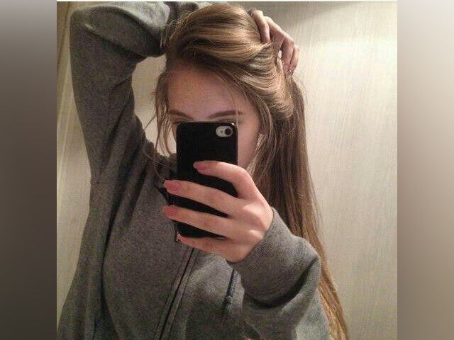 LydiaPearl profilbild på webbkameramodell 