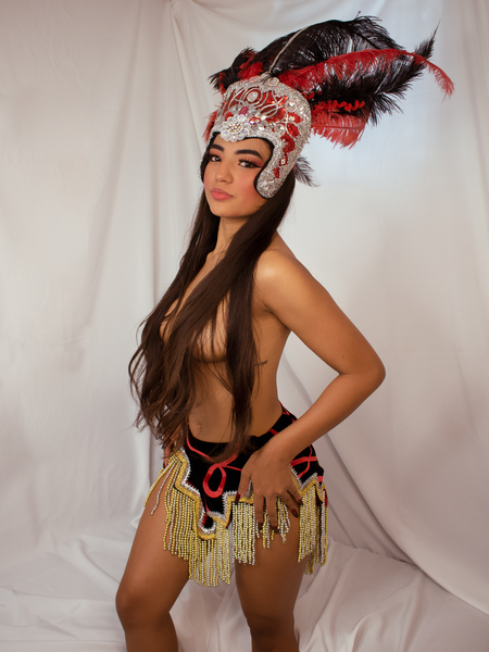 Performer AlissonArgent Photo 1