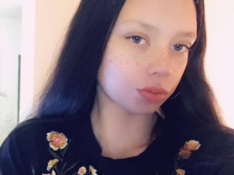 Image de profil du modèle de webcam LilMama01