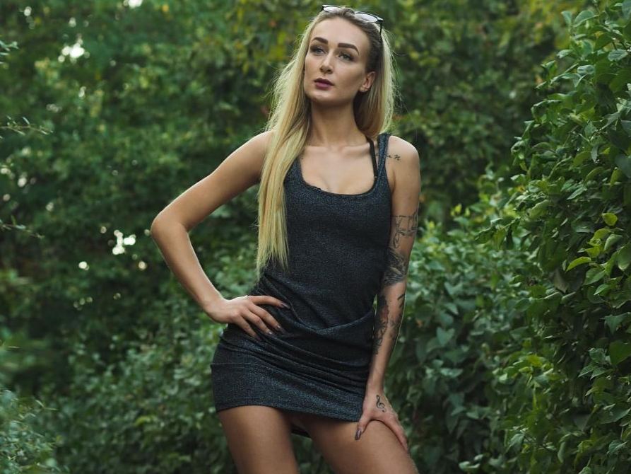 Elena_Lux immagine del profilo del modello di cam