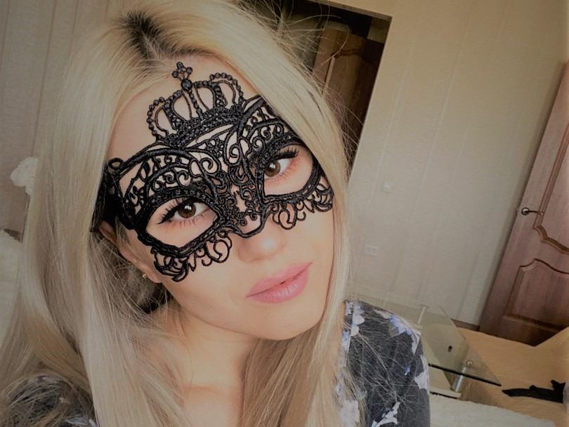 LittleVinni cam model profile picture 