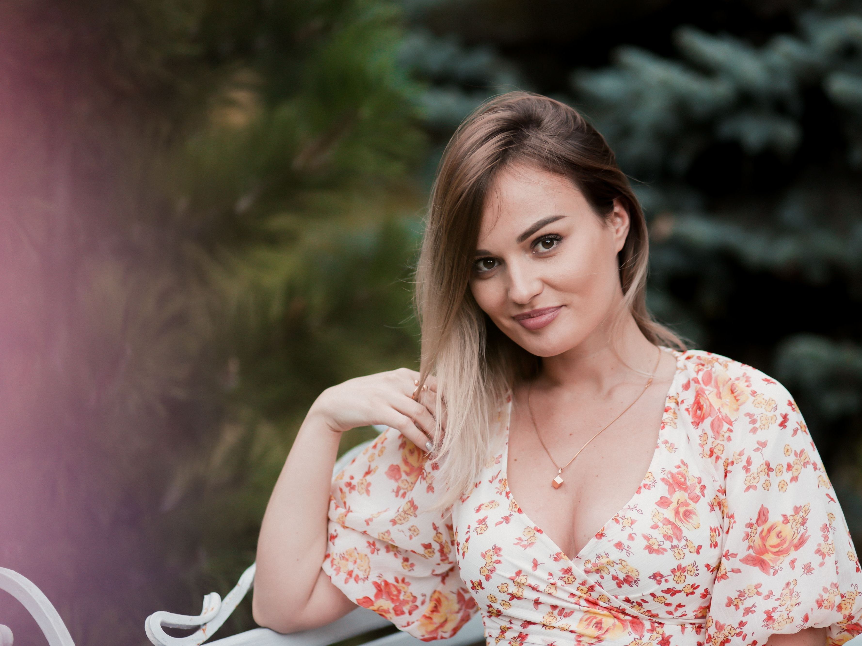 Imagen de perfil de modelo de cámara web de AnnaSwan