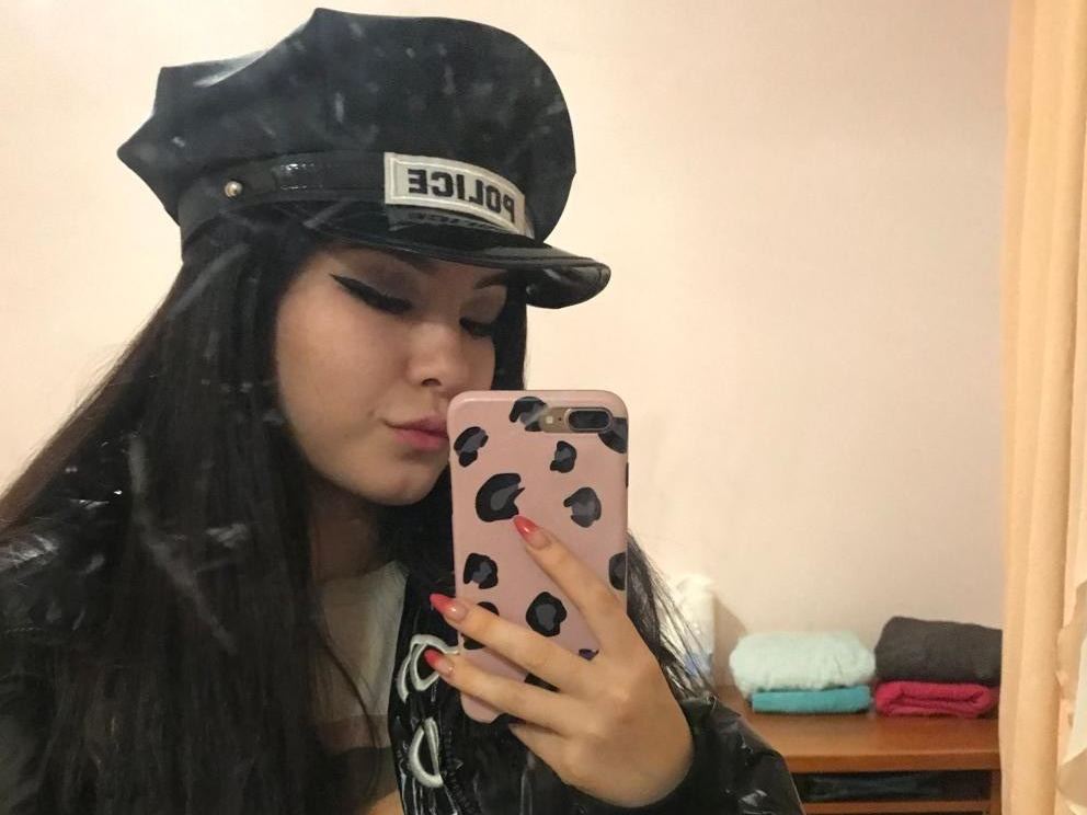 Foto de perfil de modelo de webcam de Izumi_17 