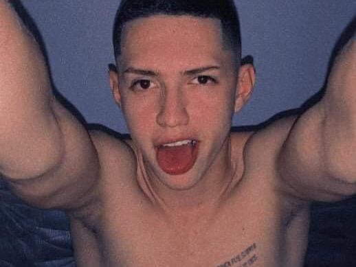 Imagen de perfil de modelo de cámara web de Nick_Bluee