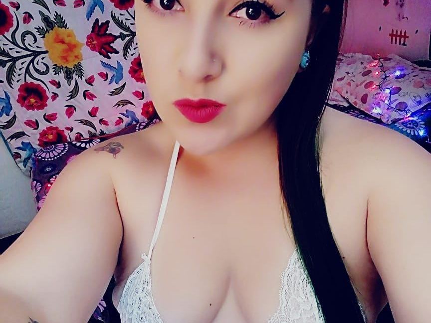 Imagen de perfil de modelo de cámara web de sara_bunny_69