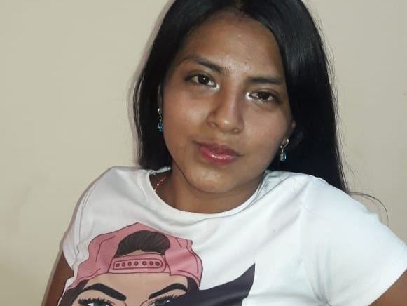 Image de profil du modèle de webcam Alexa_Sastoque