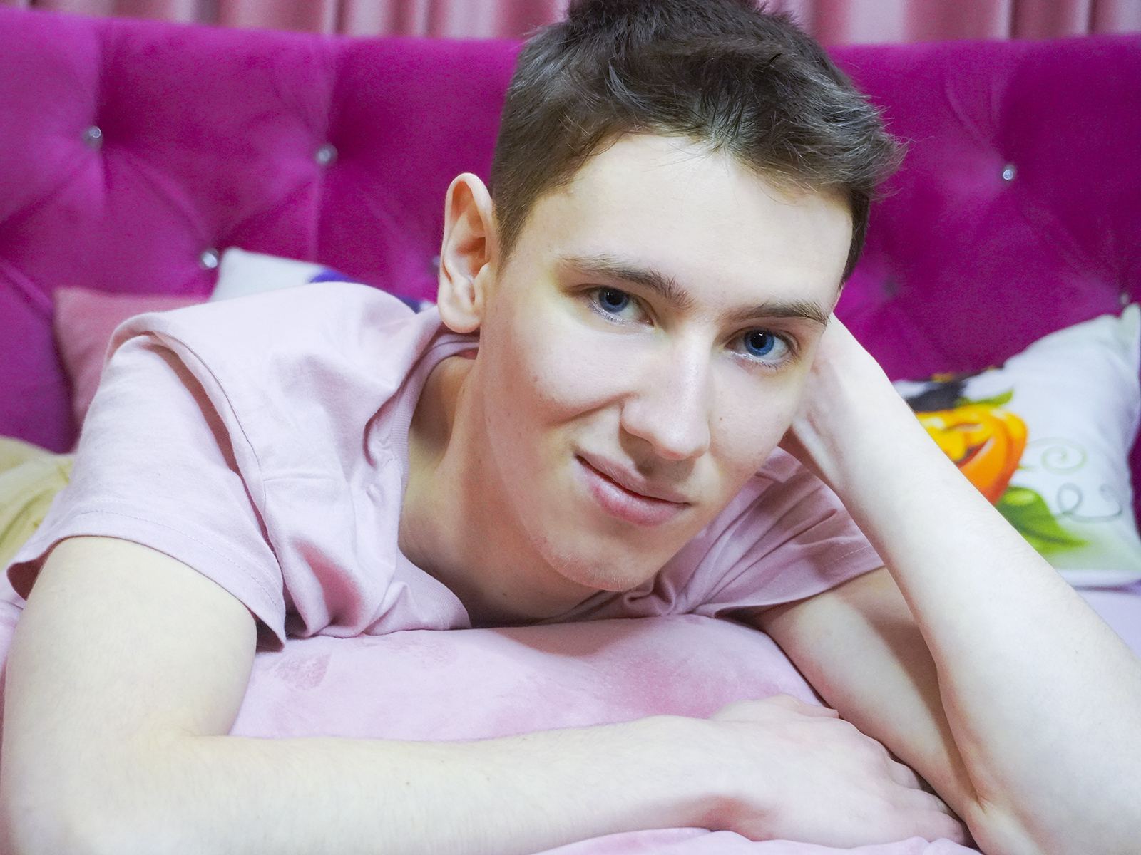 SimonAmor immagine del profilo del modello di cam