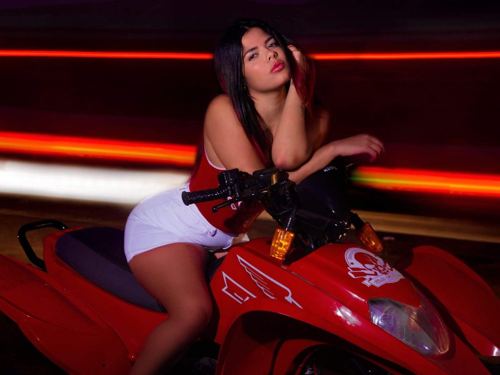 Profilbilde av Leidy_Gomez webkamera modell