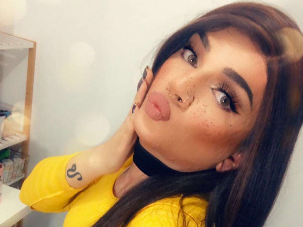 MaddieParis profilbild på webbkameramodell 
