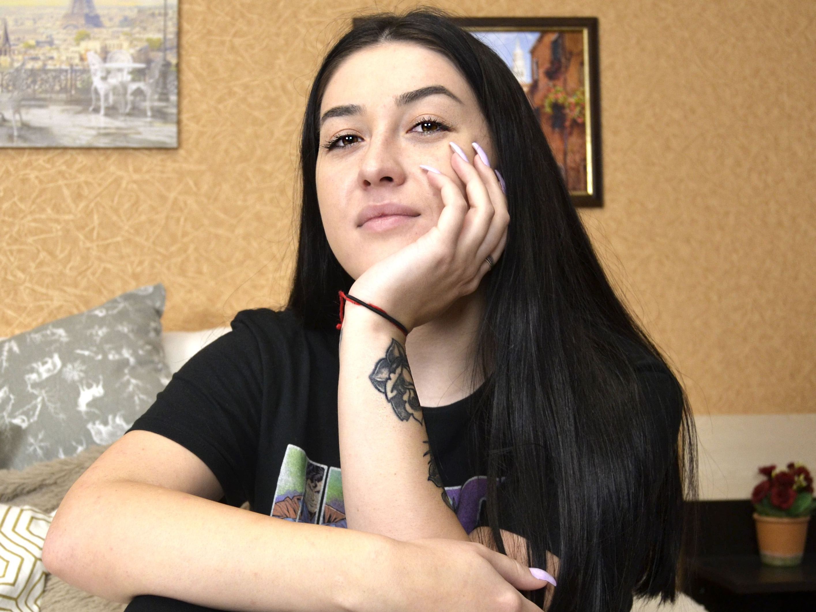 AliceWhitehead profielfoto van cam model 