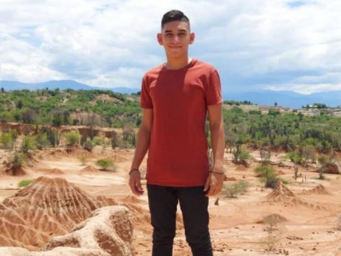 Imagen de perfil de modelo de cámara web de Amir_Prince