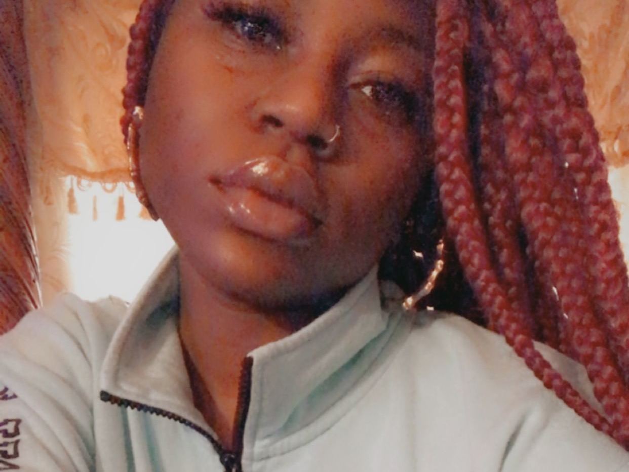 Imagen de perfil de modelo de cámara web de LadiHaiti