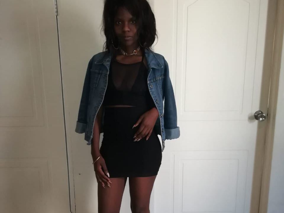 Gorgeoustoyz cam model profile picture 