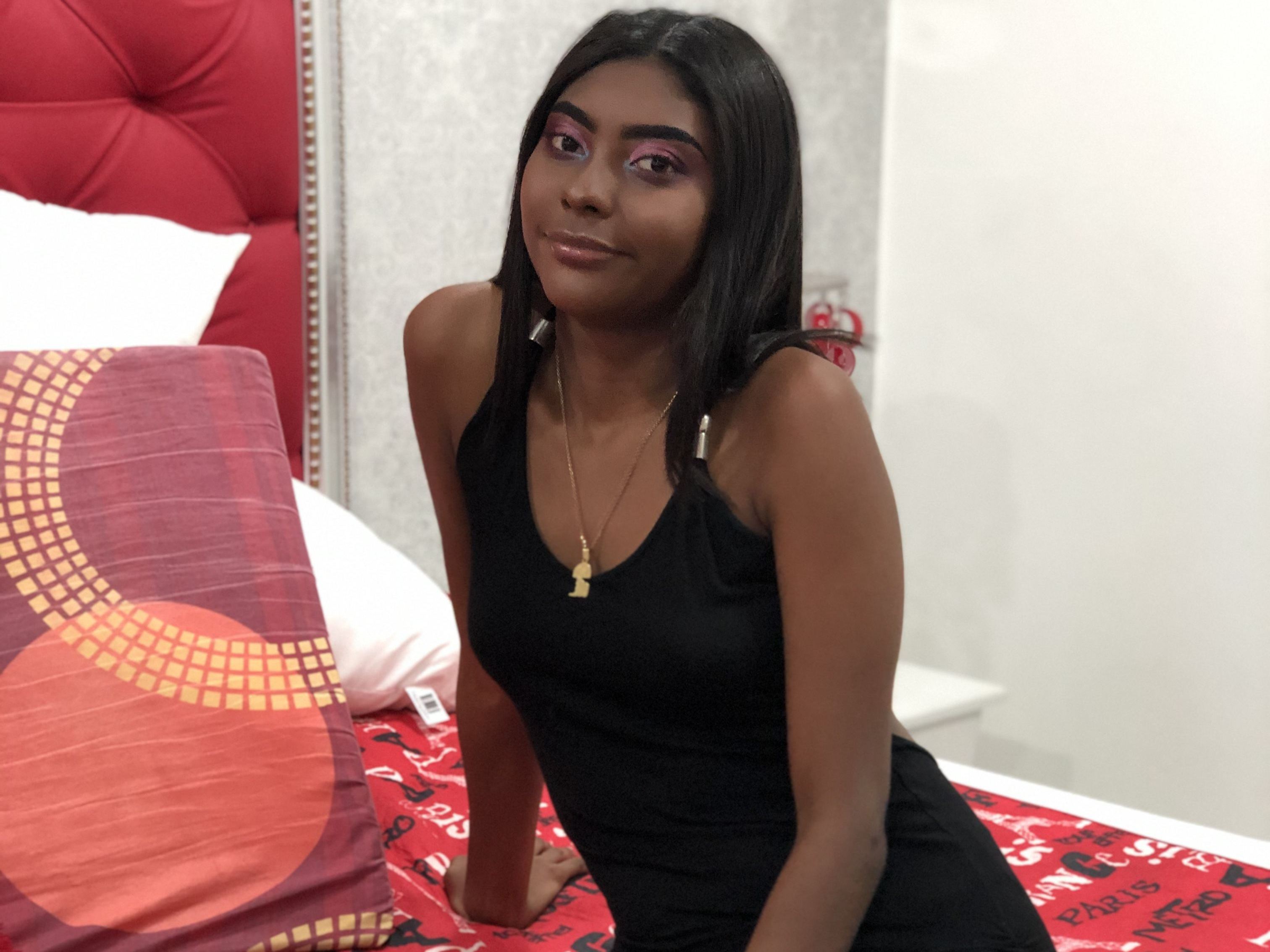 Image de profil du modèle de webcam Britney21