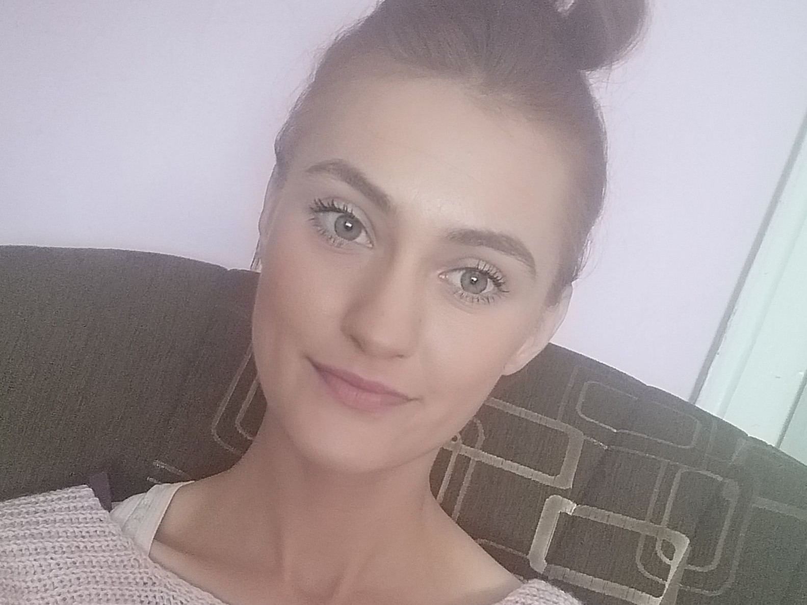 Image de profil du modèle de webcam AgatheHot4u