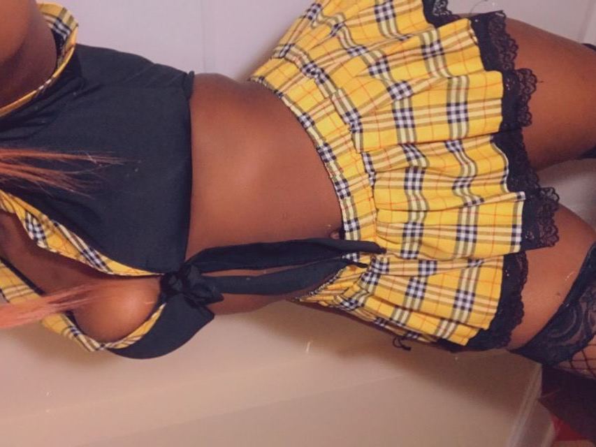 Imagen de perfil de modelo de cámara web de Schoolgxrlq