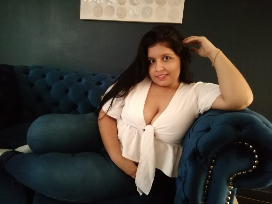 ElliexHarris cam model profile picture 
