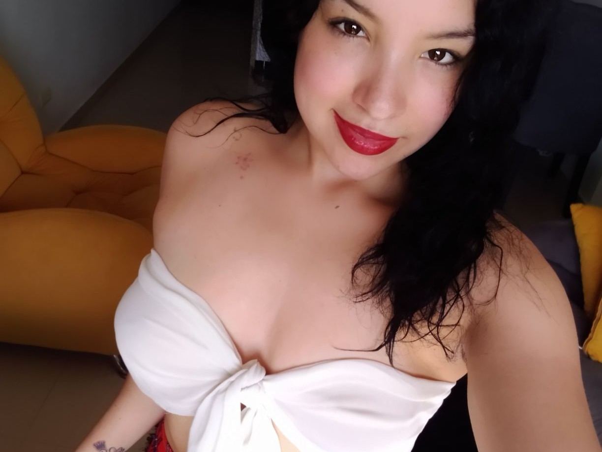 Mia_Luart cam model profile picture 
